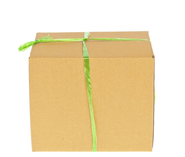 Caja de cartón corrugado con cuerda verde —  Fotos de Stock