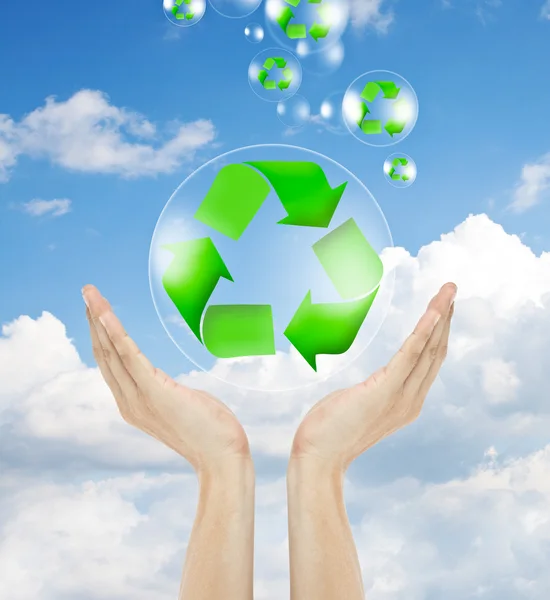 Recycling-Logo-Konzept und Hand — Stockfoto