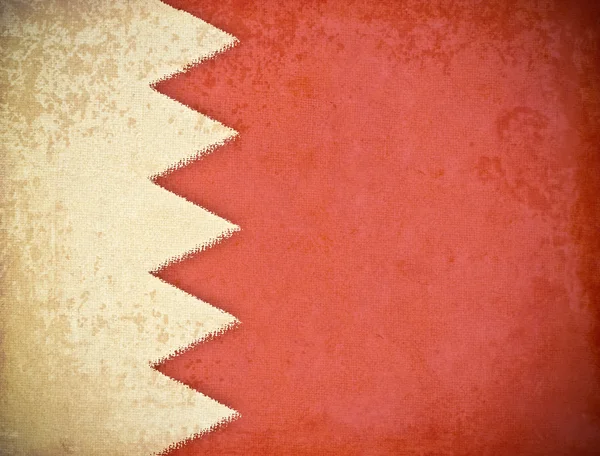 Старая гранж-бумага на фоне флага Бахрейна — стоковое фото