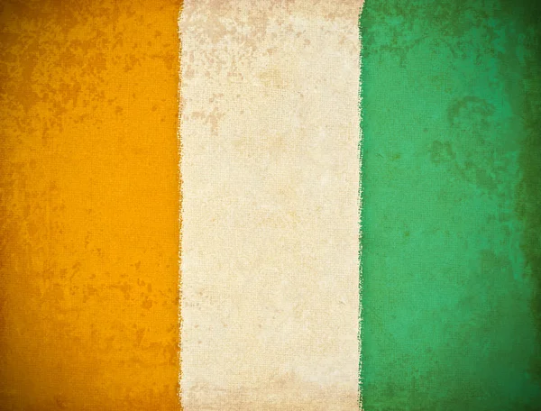 Viejo papel grunge con fondo de bandera de Costa de Marfil — Foto de Stock
