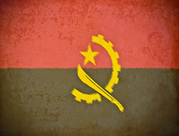 Gamla grunge paper med angola flagga bakgrund — Stockfoto