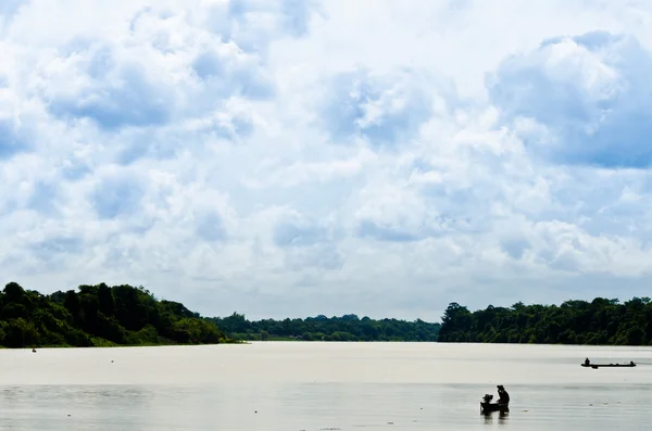 Fischer und Fluss in Thailand — Stockfoto