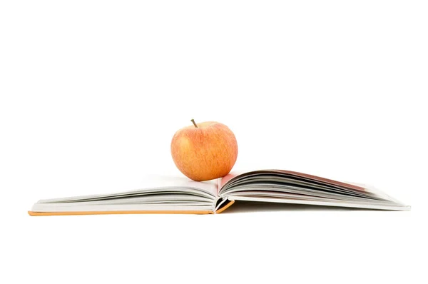 Jabłko i książki — Zdjęcie stockowe