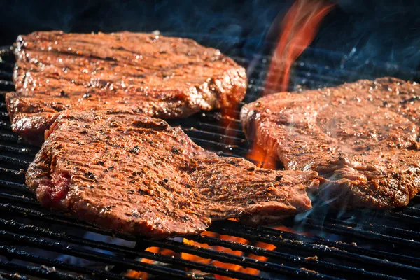 Roast steak beaf on grill — Stock Photo, Image
