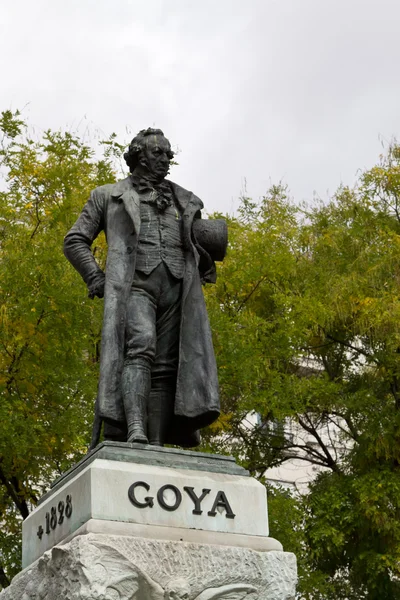 Goya standbeeld in madrid — Stockfoto