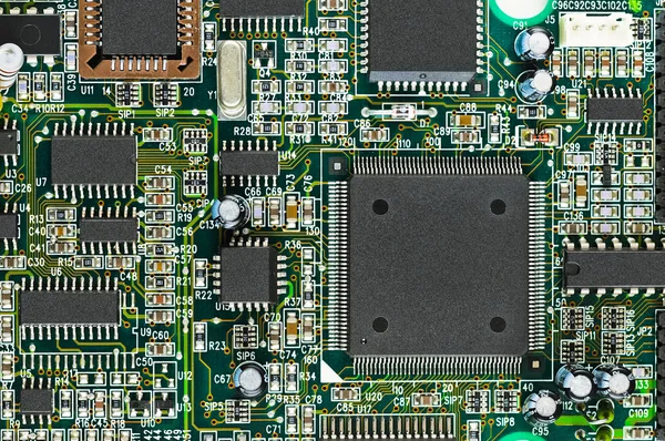 Fechar a placa de circuito eletrônico PCB com processador de CPU — Fotografia de Stock