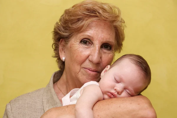 Grootmoeder en kleindochter — Stockfoto