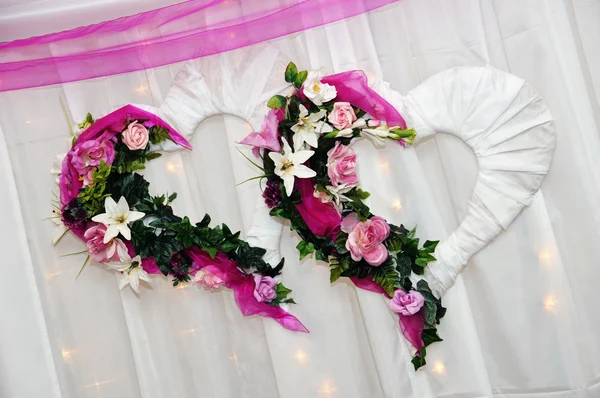La decoración a la boda - dos corazones —  Fotos de Stock