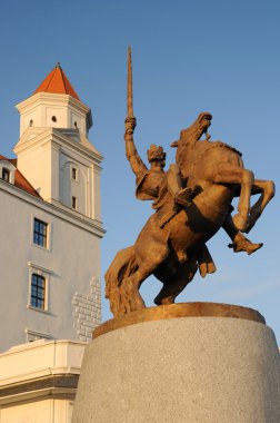 Kral heykeli svatopluk bratislava Castle