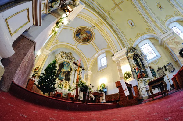 Den katolske kirkes interiør i Stefultov – stockfoto