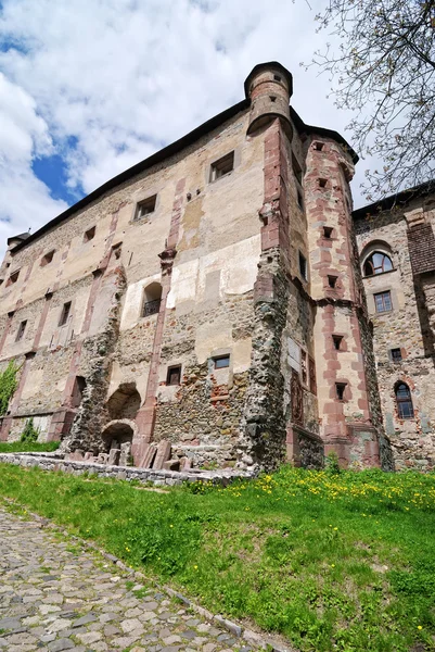 Binnenplaats van het oude kasteel in banska stiavnica, Slowakije unesco — Stockfoto