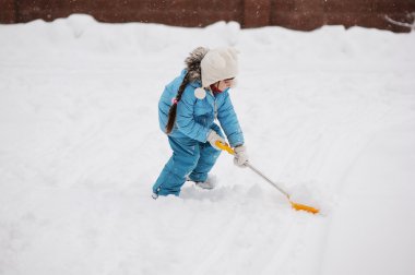 Şirin Bebek kız, yol temizleme snowsuit