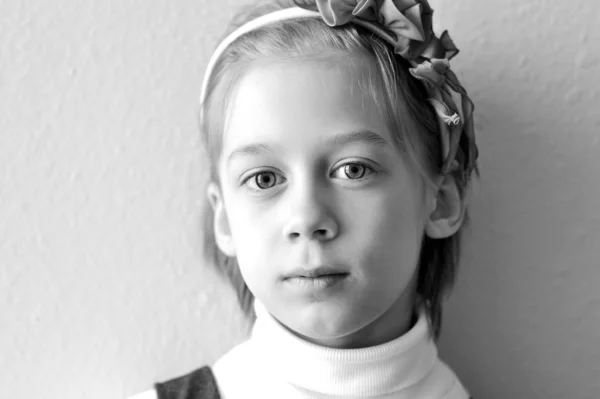 Black and white portrait of thoughtful schoolgirl — Stock Photo, Image