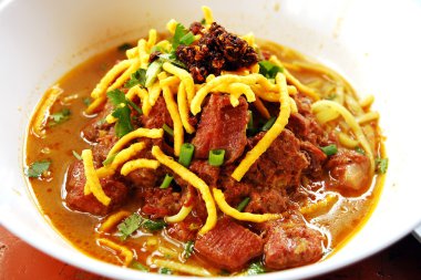 Khao Soi (Northern Thai Noodle Curry Soup) clipart