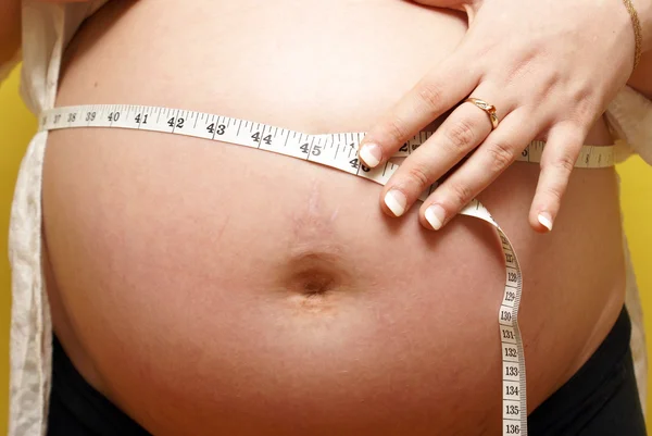 Mothers Waistline Measurement — Stock Photo, Image