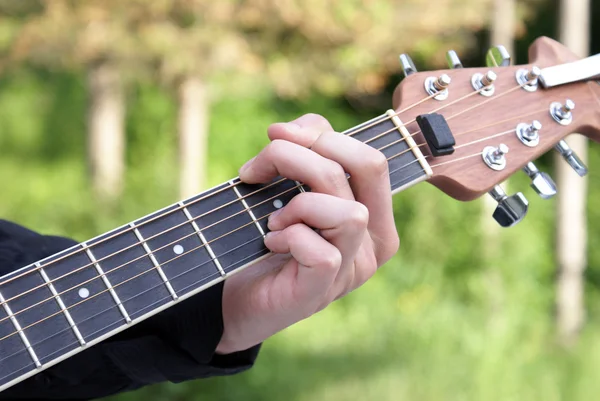 기타를 연주 — 스톡 사진