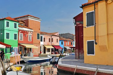 Burano Adası