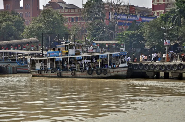 Feribot rıhtım kolkata — Stok fotoğraf