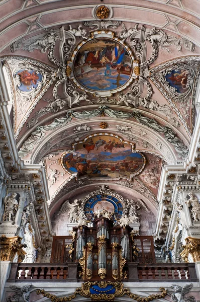 Kloster interiör — Stockfoto
