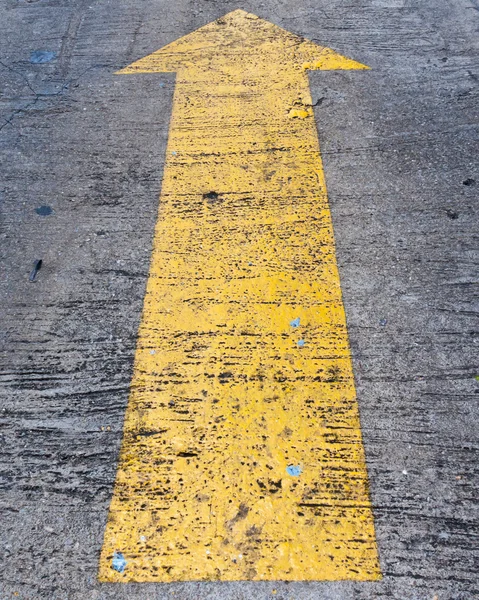 黄色の矢印 — ストック写真