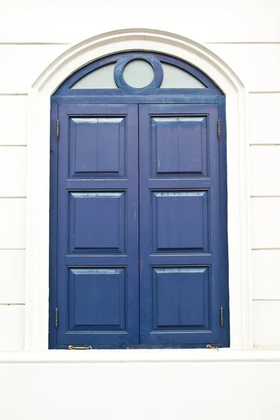 Fönstret blå — Stockfoto