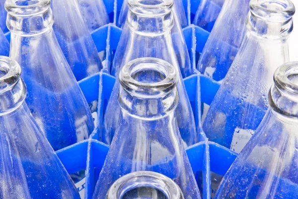 喝水的瓶子都存储在使用的瓶子 — 图库照片