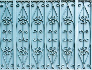 Mavi Iron gate