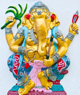 Ganesha Hindistan tanrısıdır.