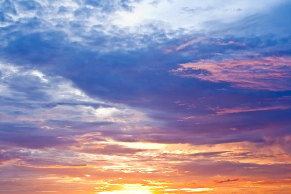 Himlen vid solnedgången Royaltyfria Stockfoton