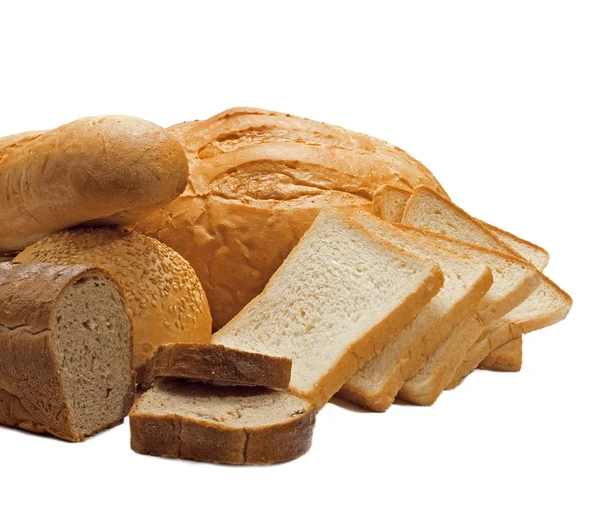 Хлеб на белом фоне, изолированный — стоковое фото