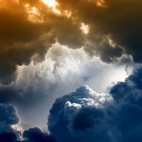 Dramatické tmavá obloha — Stock fotografie