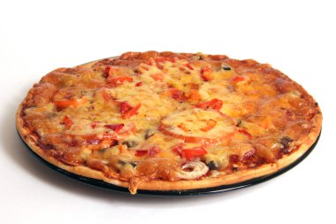 Bütün yuvarlak pizza