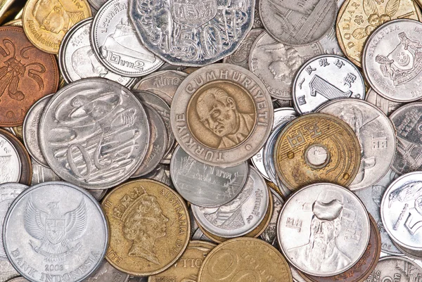 Coins currency from multiple countries — Stock Photo, Image