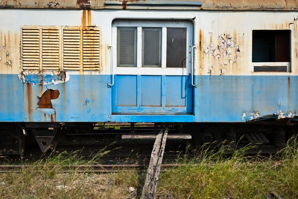 Cabina de tren antigua y retirada de servicio —  Fotos de Stock