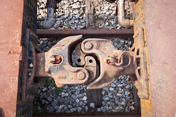 Conector de cabinas de tren viejo y oxidado — Foto de Stock