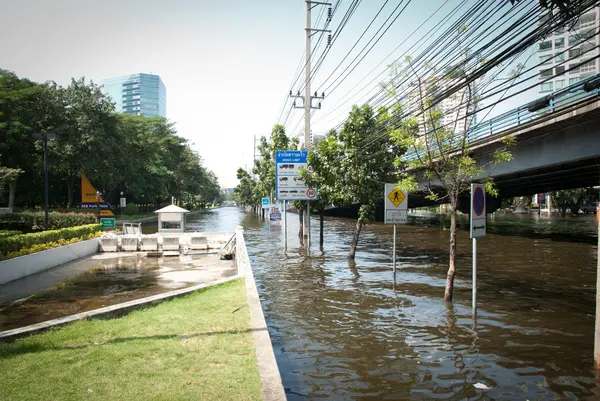 Bangkok peor inundación en 2011 —  Fotos de Stock