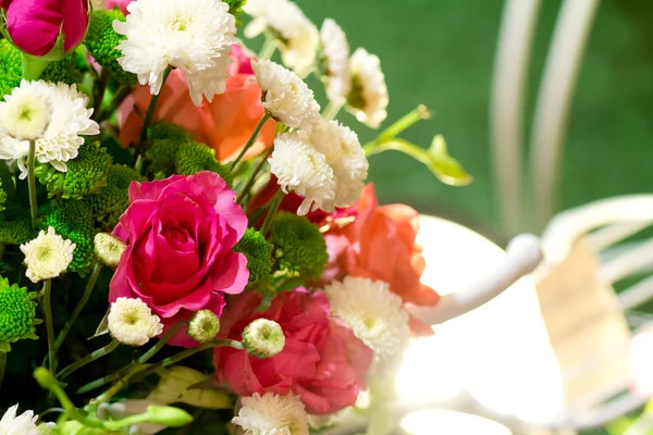 Rosa blomma på bröllopet — Stockfoto