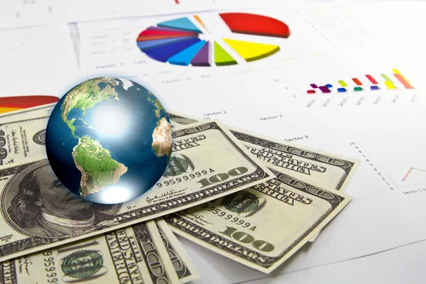 Dólar y gráfico de negocios con la tierra (Los elementos de esta imagen de piel —  Fotos de Stock