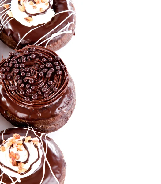Donut con chocolate y cacahuete —  Fotos de Stock