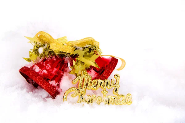 Bolas de Natal de ouro com neve — Fotografia de Stock