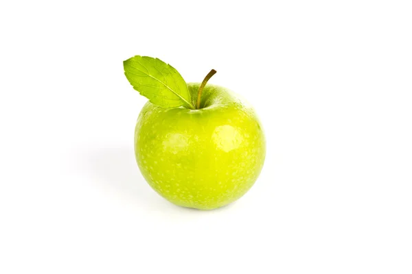 Verse groene appel geïsoleerd op witte achtergrond — Stockfoto