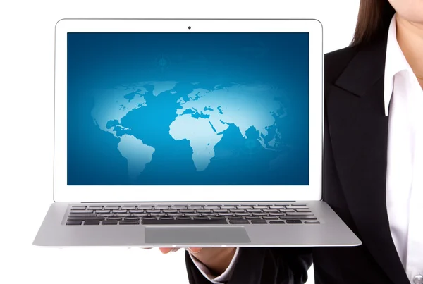Бізнесмен тримає відкритий ноутбук ізольований на білому фоні — стокове фото
