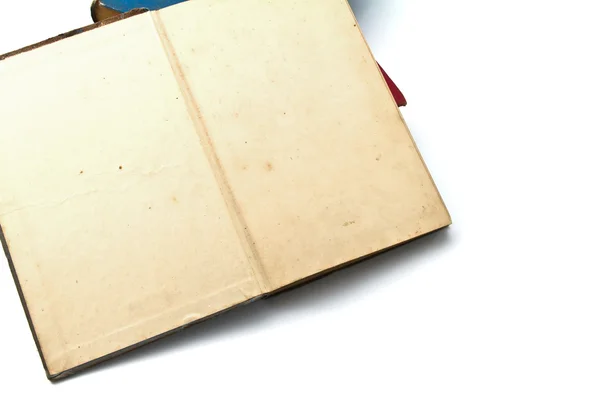 빈 노란색 스테인드 페이지와 오래 된 책 — 스톡 사진