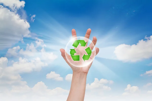 Eco concepto: símbolo de reciclaje de punto de mano de negocios —  Fotos de Stock