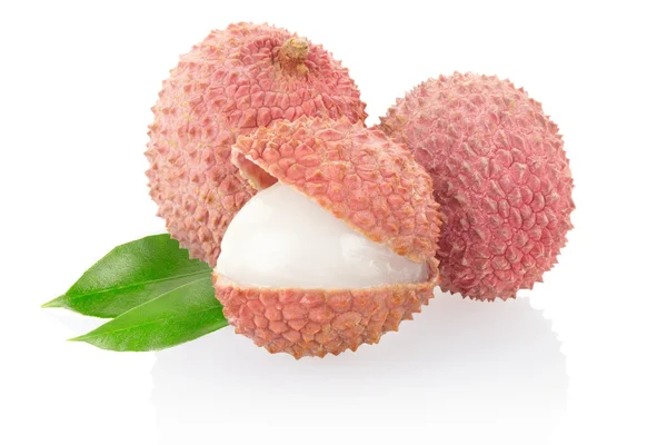 Lychee fruits with leaves — Stock Photo, Image