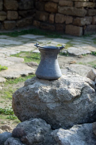 Old metal pot — Stock Photo, Image