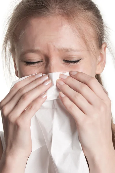 Mujer pálida estornudando — Foto de Stock