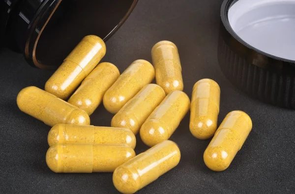 Pillole gialle — Foto Stock