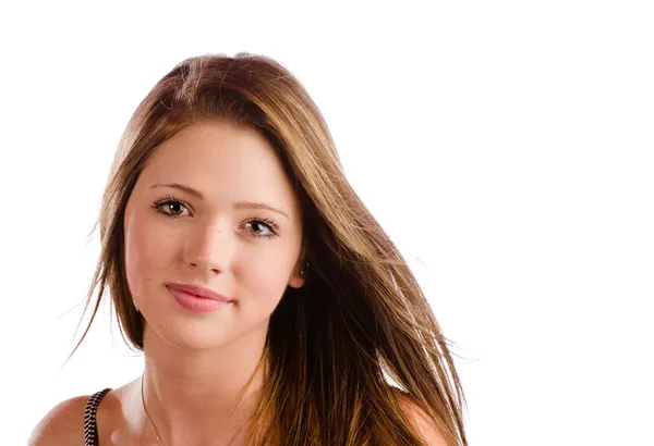 Portret van prachtige tienermeisje glimlachend geïsoleerd op wit — Stok fotoğraf