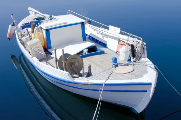 El barco pesquero —  Fotos de Stock